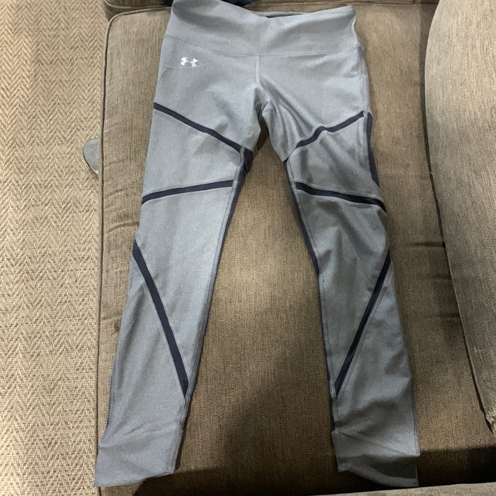 NWOT Mesh detail leggings